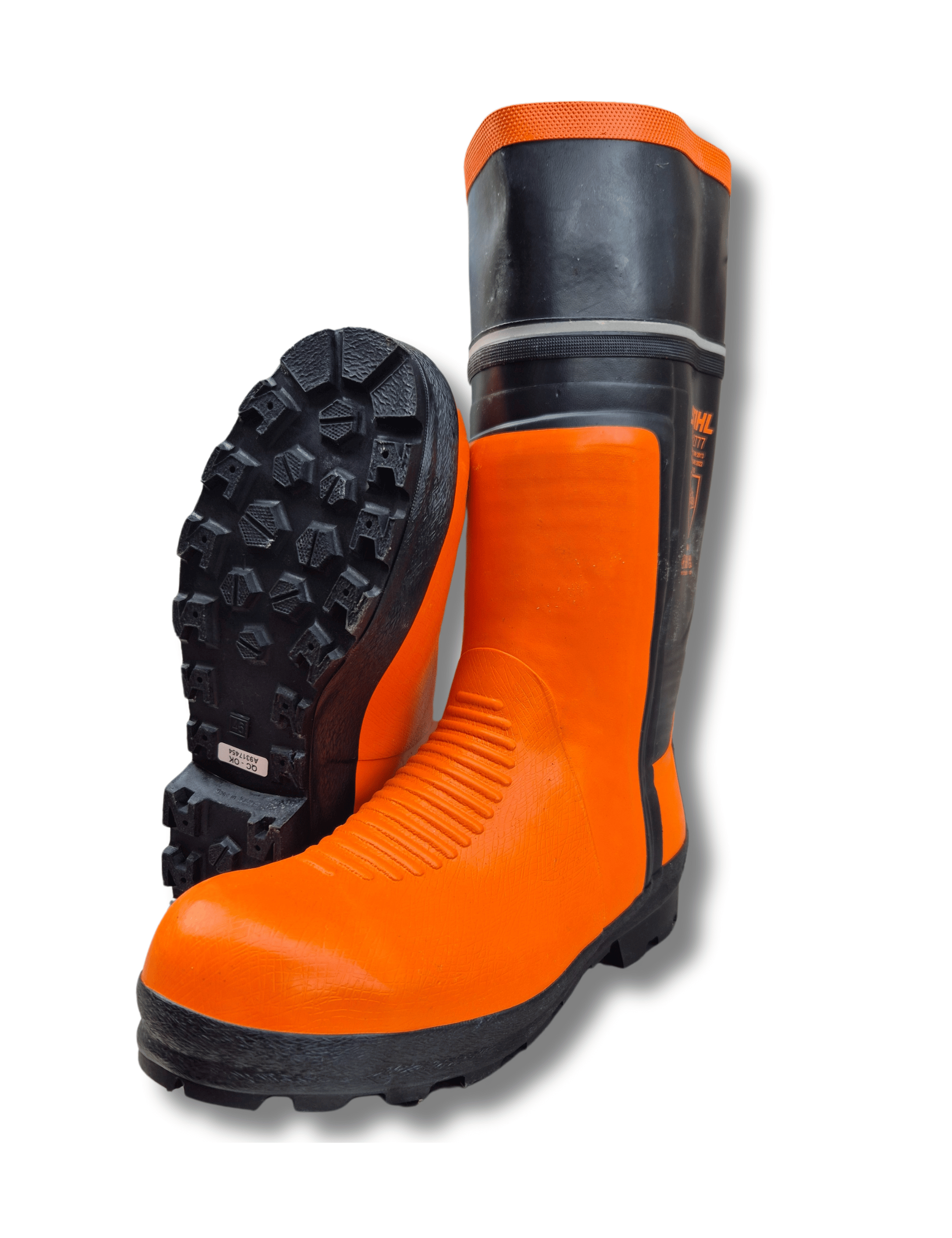 Stihl Class 3 Rubber Chainsaw Wellington Ollyskins stihl-class-3-rubber-chainsaw-wellington-ollyskins